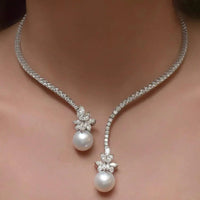 Bright Necklace with Silver Pearls