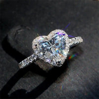 Fiona Heart Ring