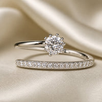 White Gold Inlaid Zirconia Glow Ring